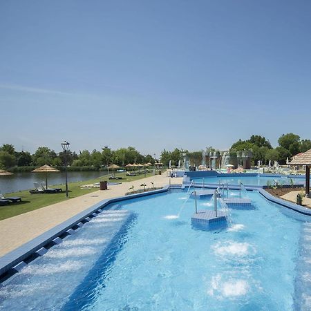 Lux Apartman Villa Hajduszoboszlo Ngoại thất bức ảnh
