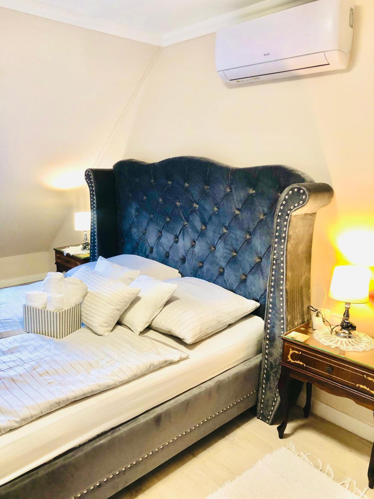 Lux Apartman Villa Hajduszoboszlo Ngoại thất bức ảnh
